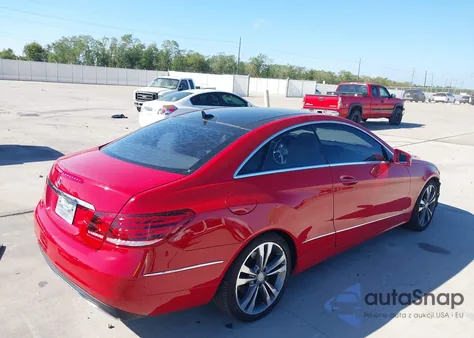 2015 Mercedes-Benz E 400 z USA, uszkodzony, nr VIN WDDKJ6FB5FF302736